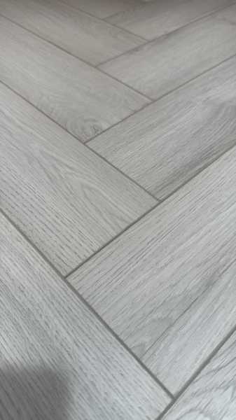 картинка Ламинат STRONG HDF A-3823R  606*101*8MM фаска (32шт*0,0612=1.959м2) от магазина ТНП